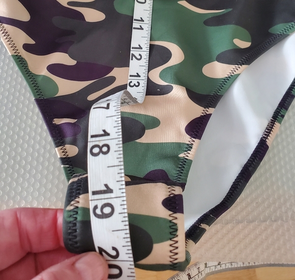 Kendall and Kyli bathing suit. - Picture 10 of 11